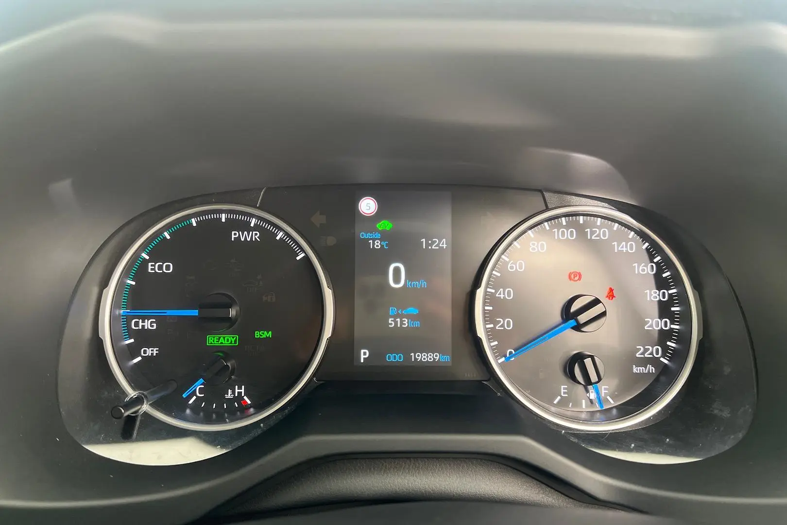 2022 Toyota RAV4 Gallery Image 17