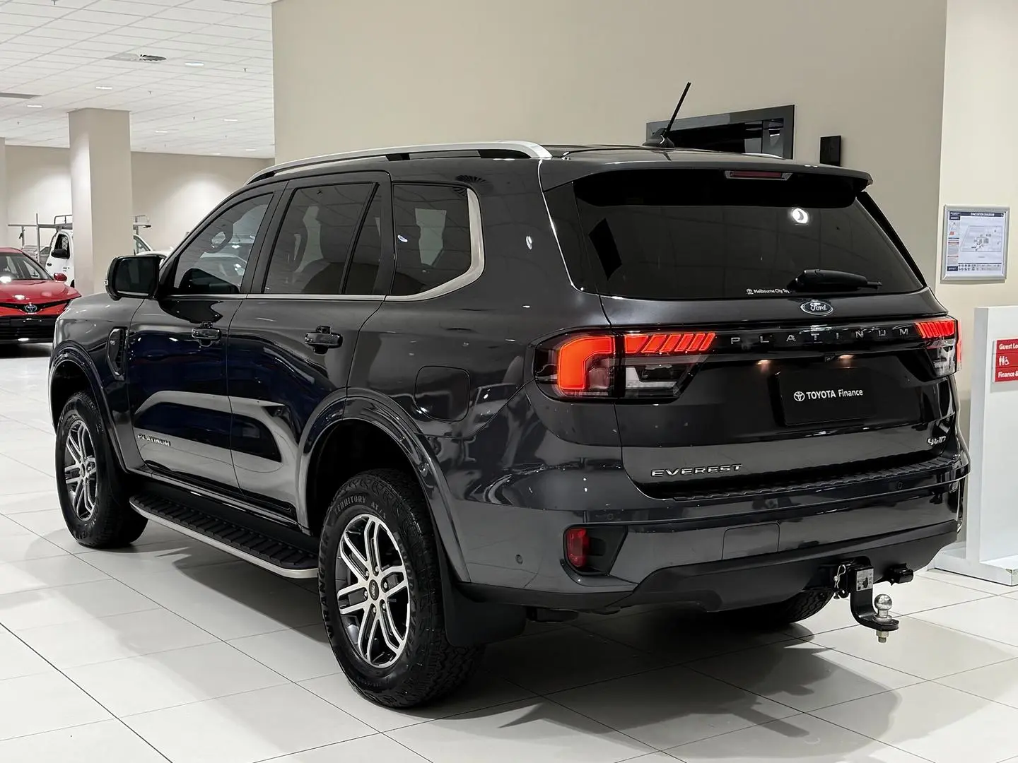 2023 Ford Everest Gallery Image 8