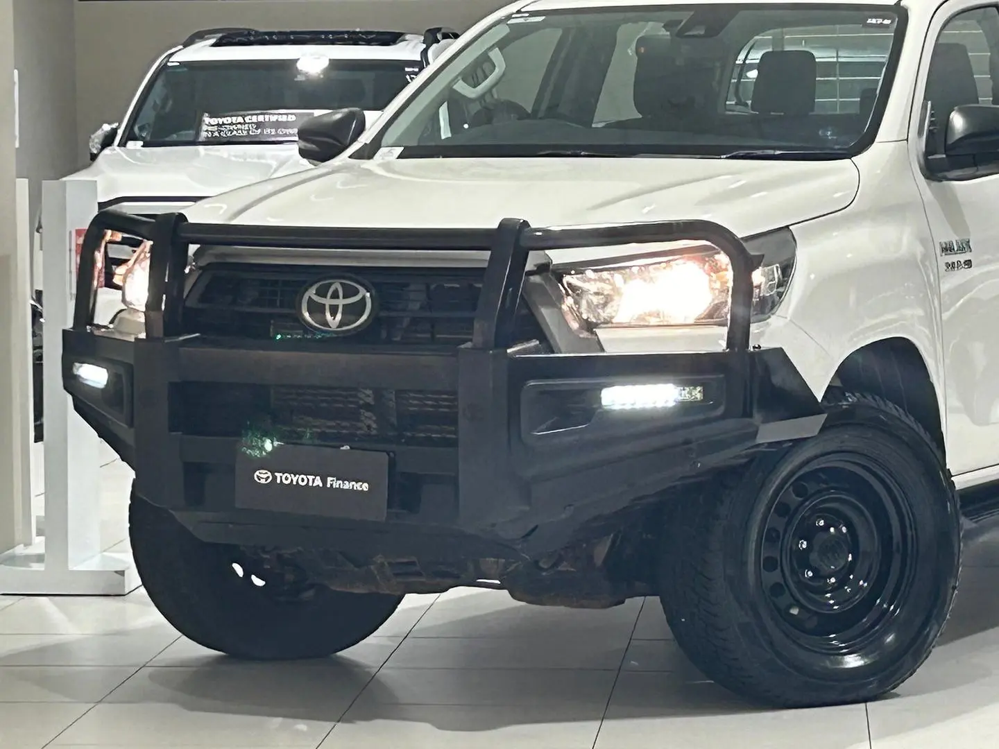 2020 Toyota Hilux Gallery Image 7