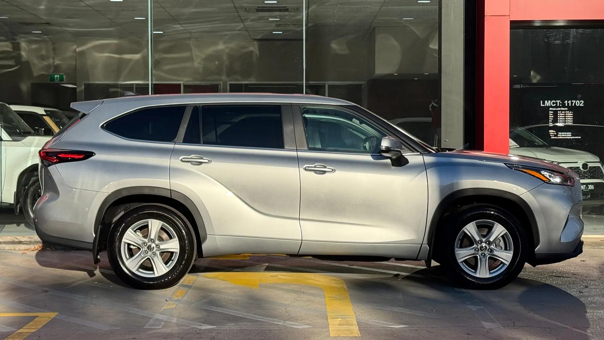 2024 Toyota Kluger Gallery Image 5