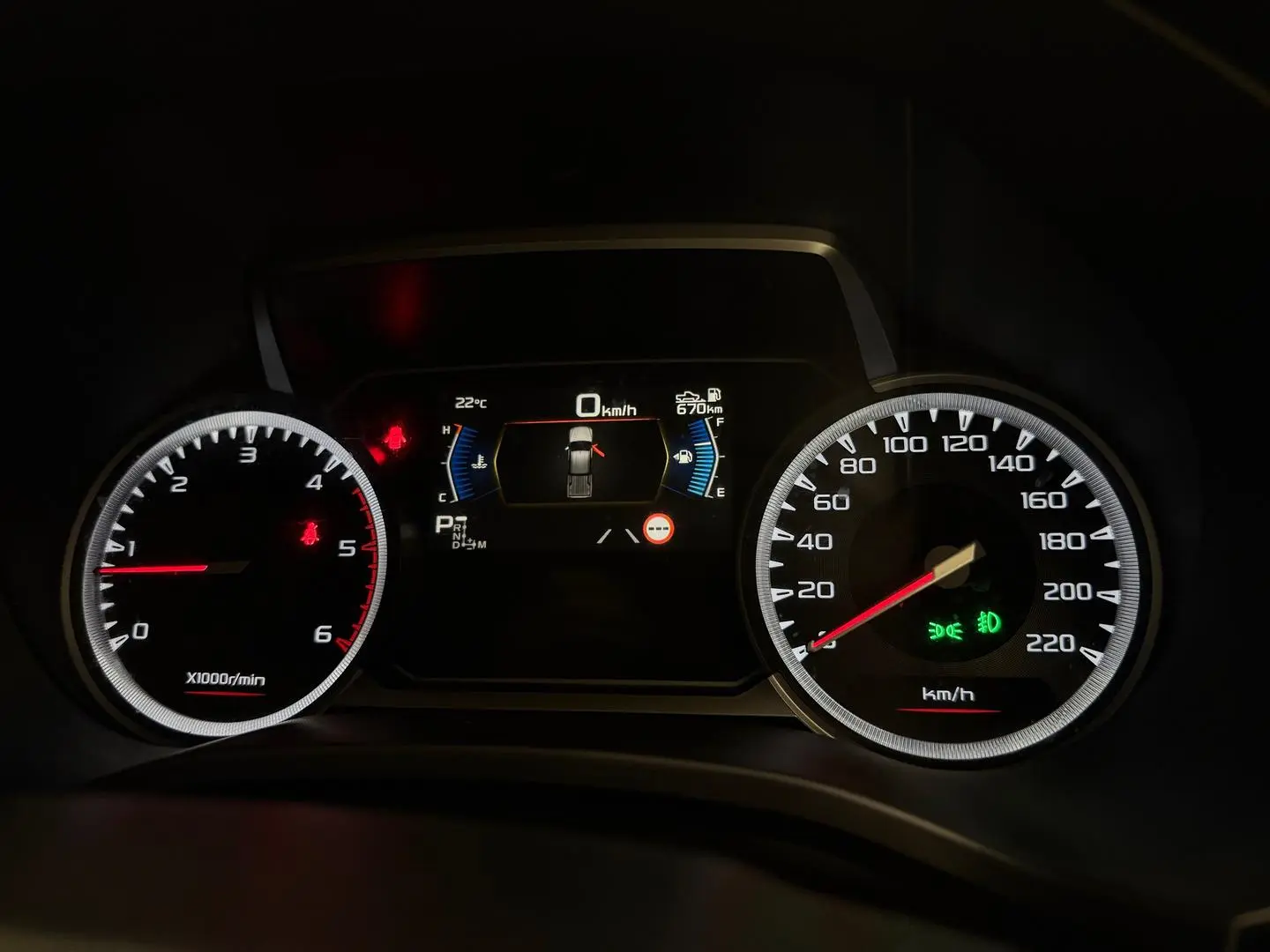2022 Isuzu D-MAX Gallery Image 25