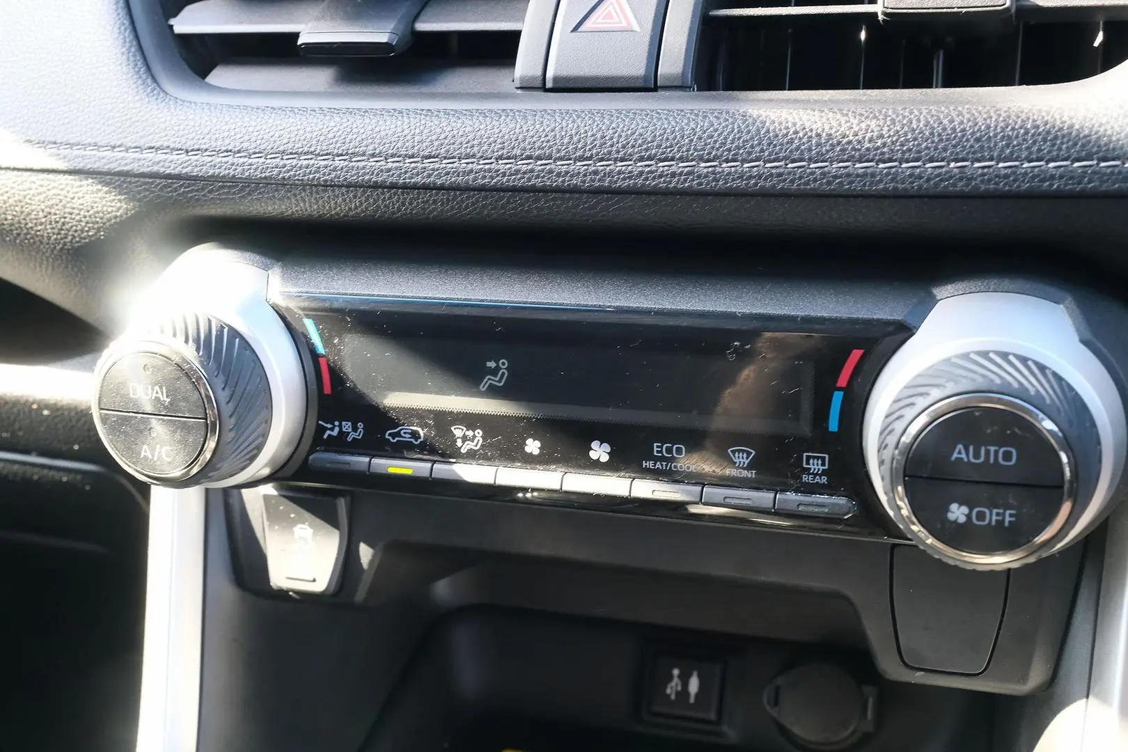 2019 Toyota RAV4 Gallery Image 20