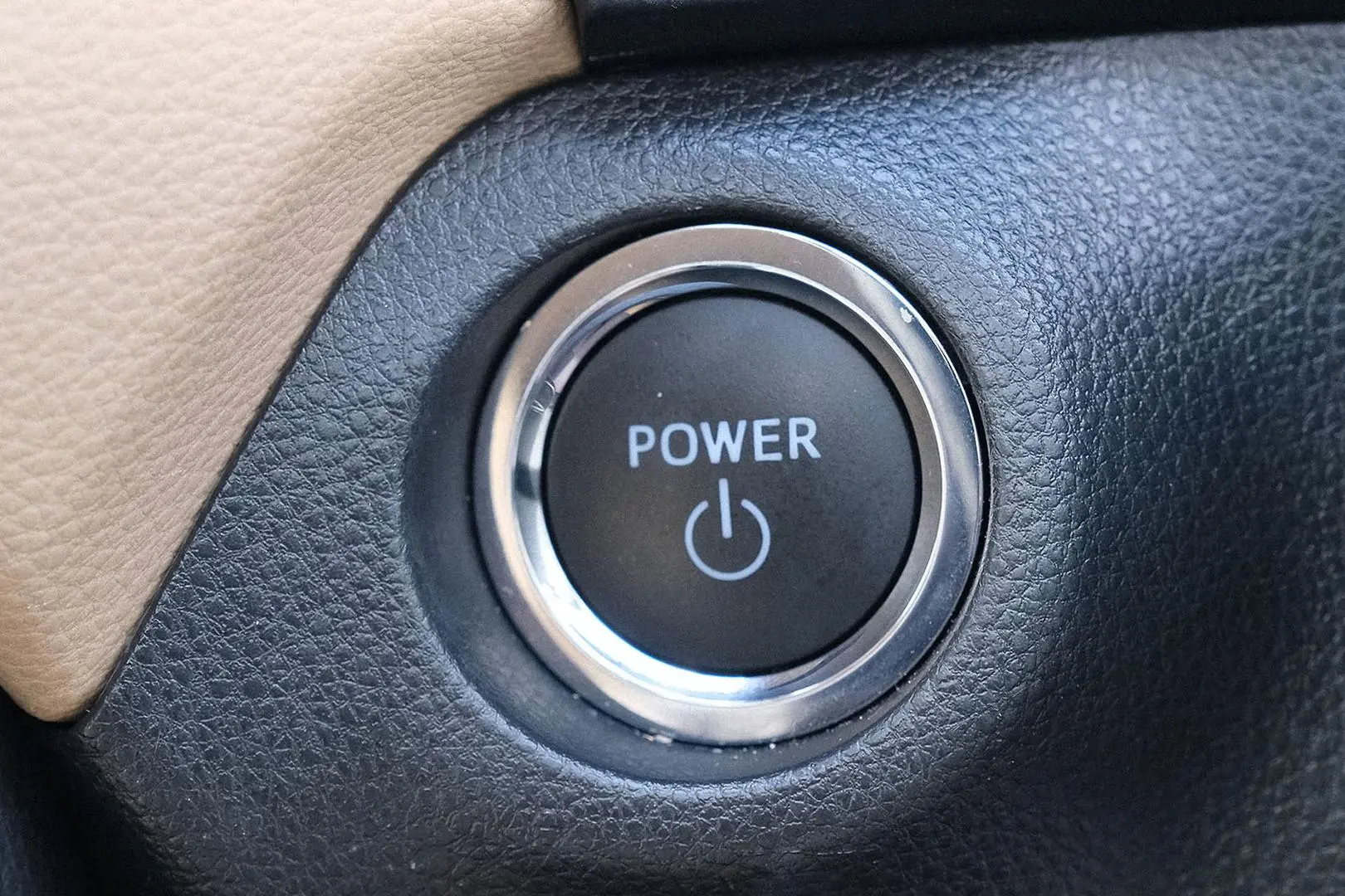 2024 Toyota RAV4 Gallery Image 19