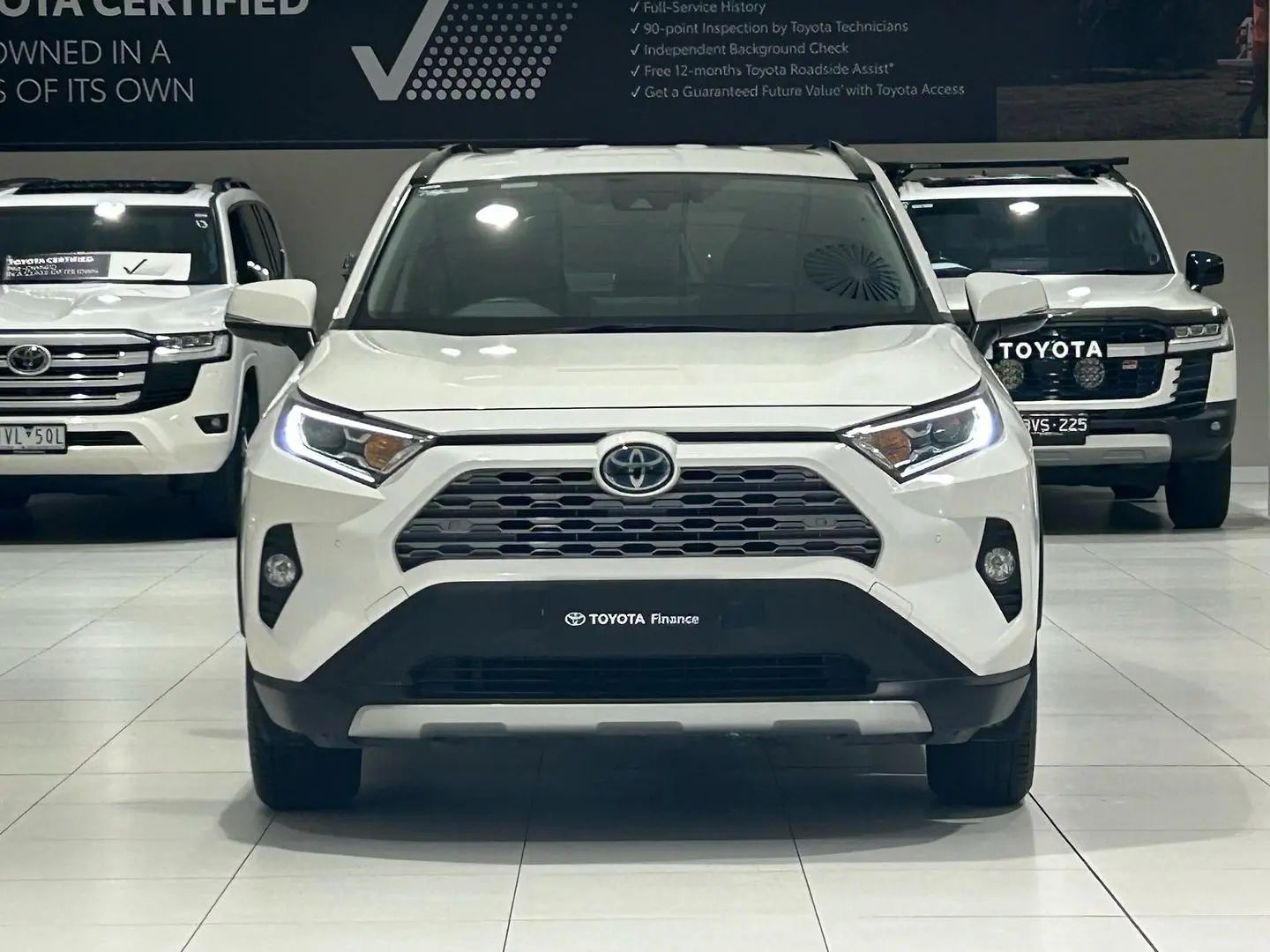 2021 Toyota RAV4 Gallery Image 3