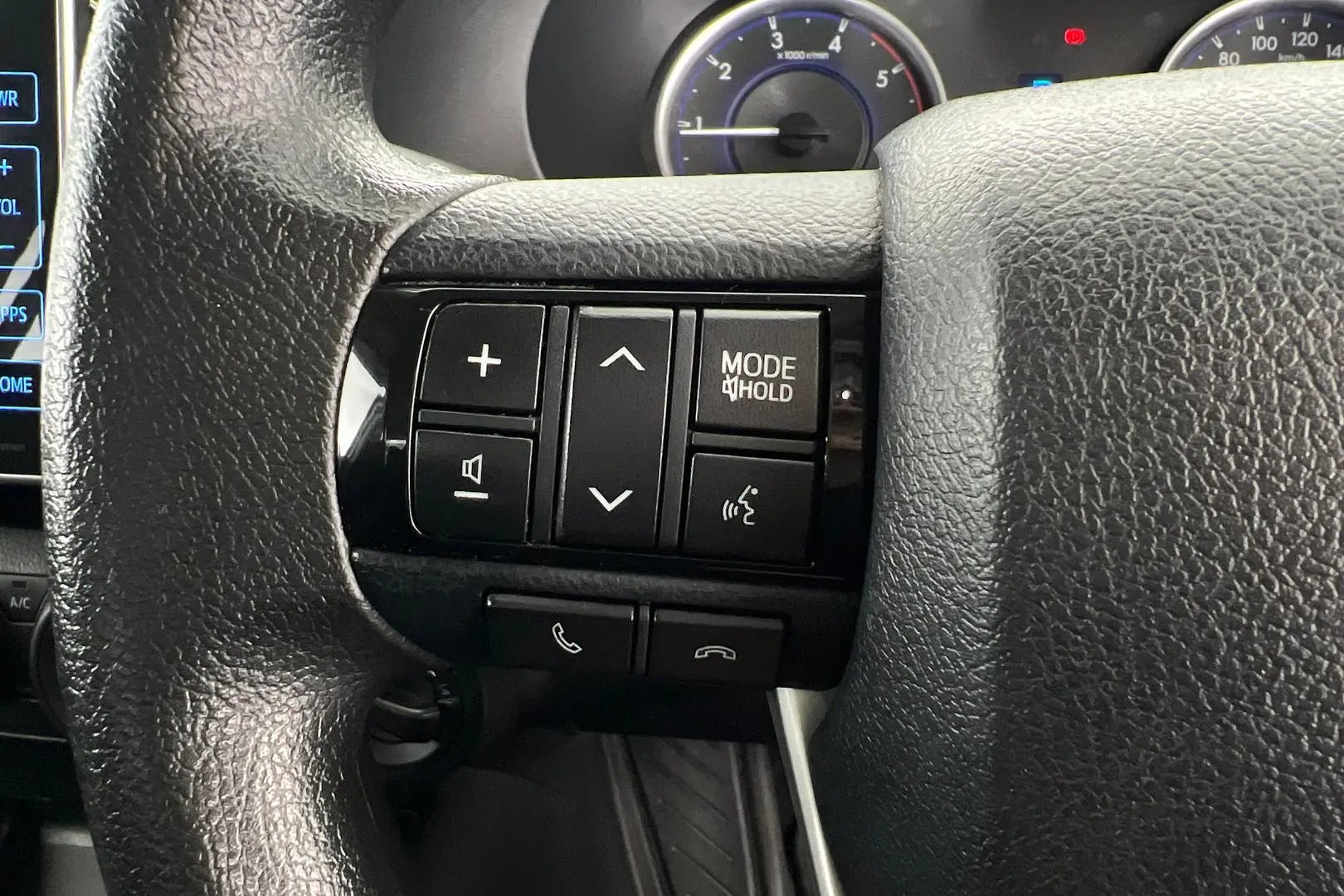 2018 Toyota Hilux Gallery Image 18