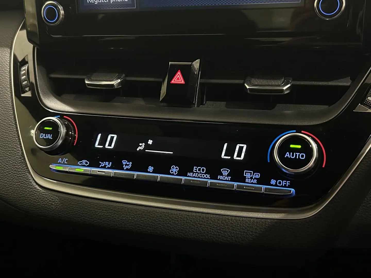 2019 Toyota Corolla Gallery Image 17