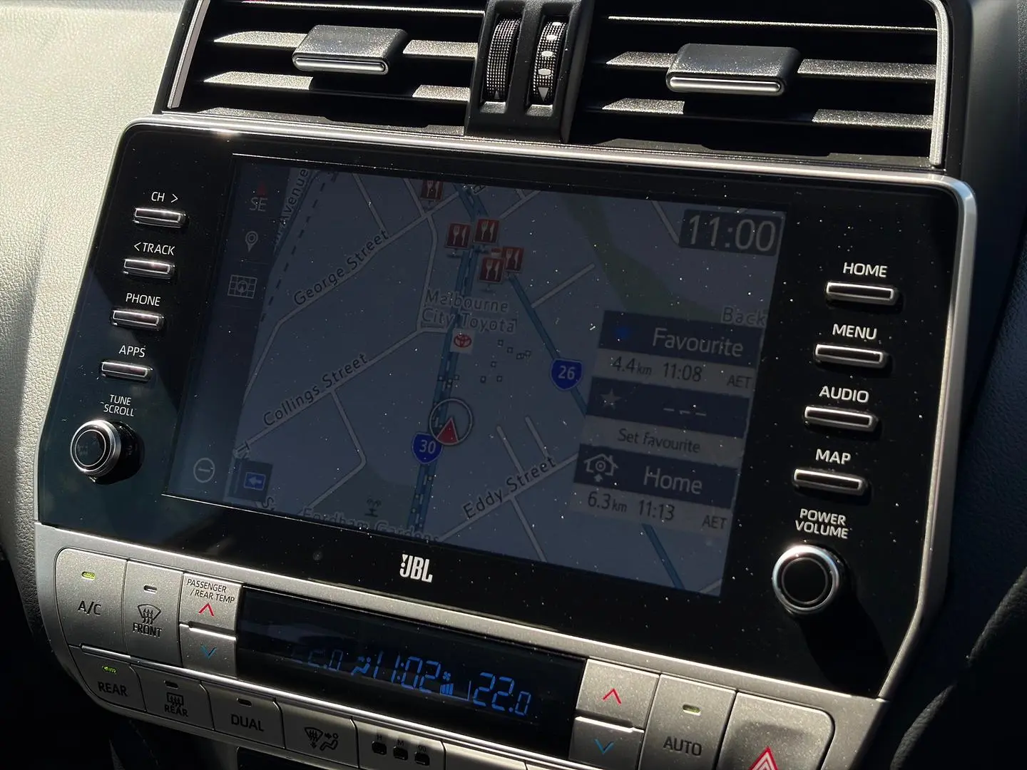 2022 Toyota Landcruiser Prado Gallery Image 19