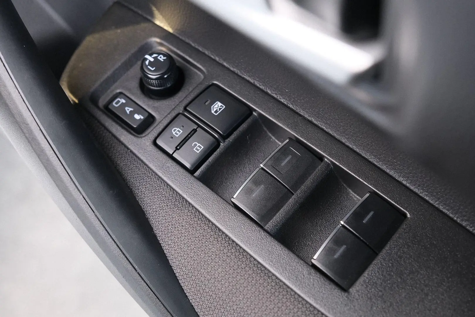 2021 Toyota Corolla Gallery Image 12