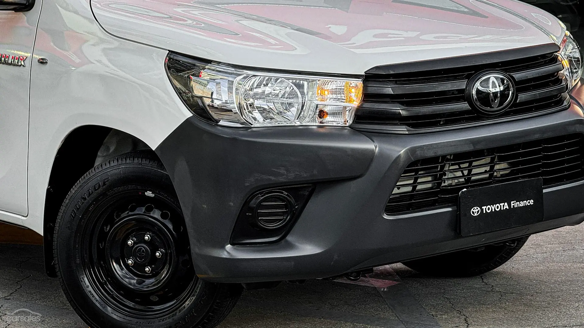 2019 Toyota Hilux Image 5