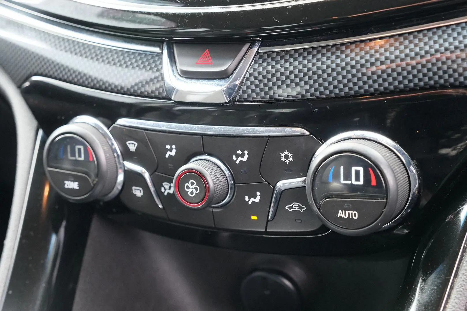 2016 Holden Commodore Gallery Image 19