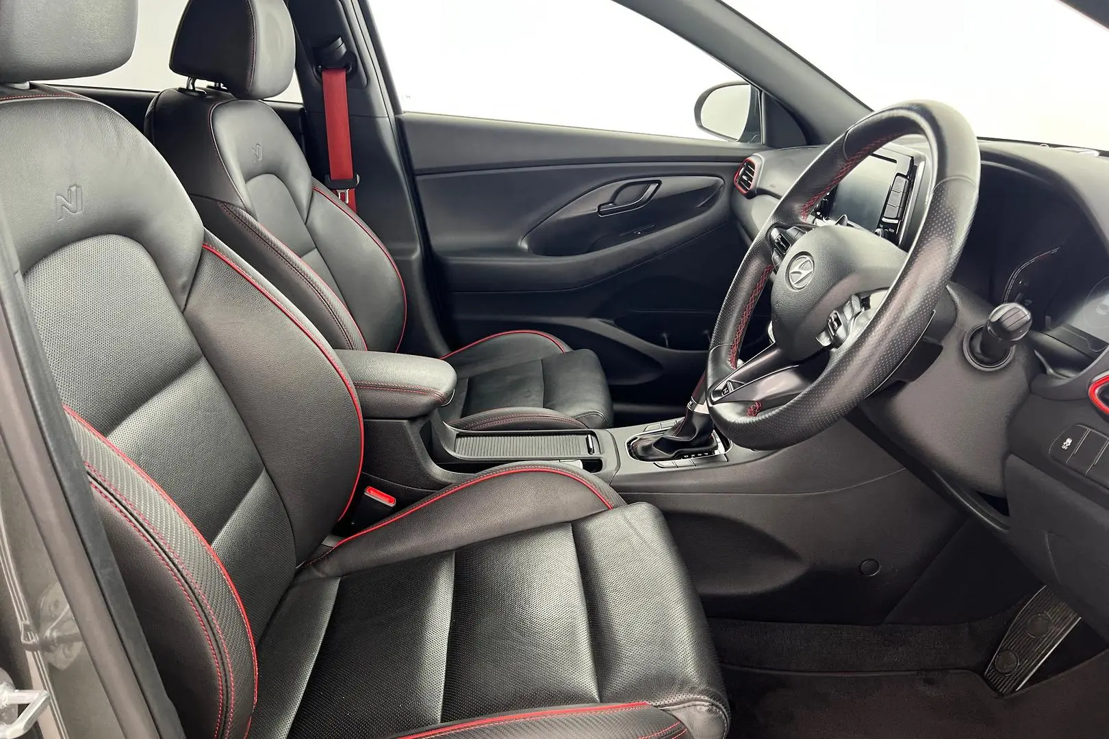 2021 Hyundai i30 Gallery Image 12