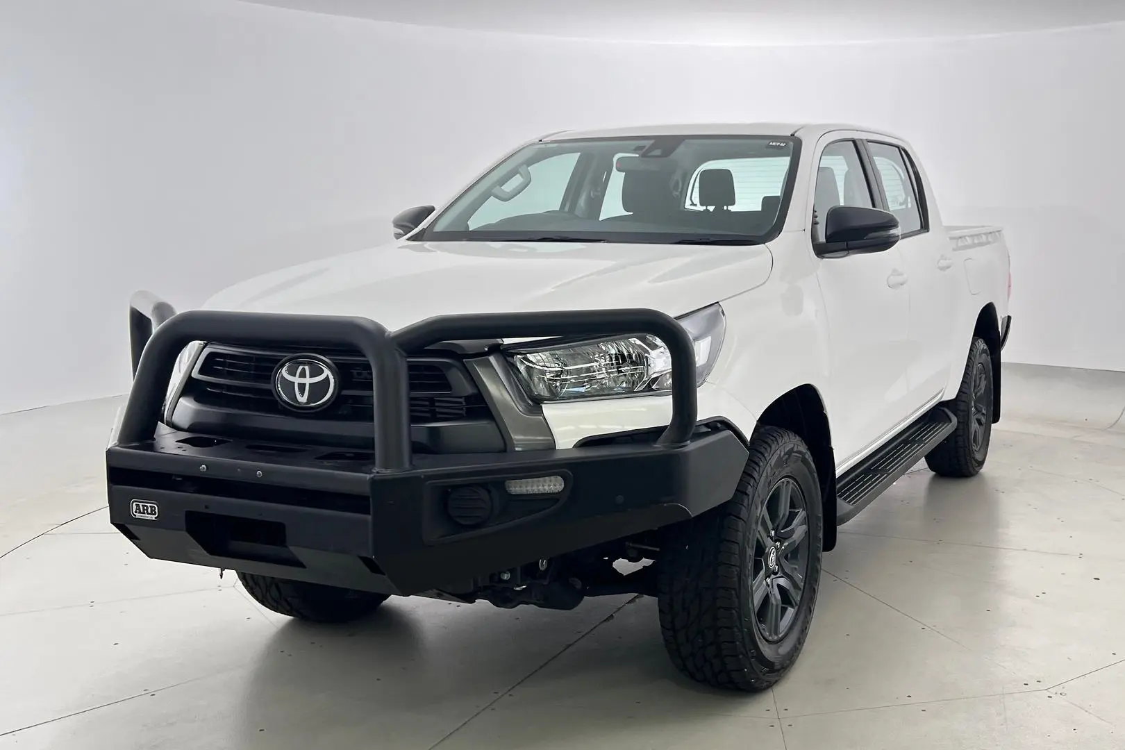 2022 Toyota Hilux Gallery Image 4