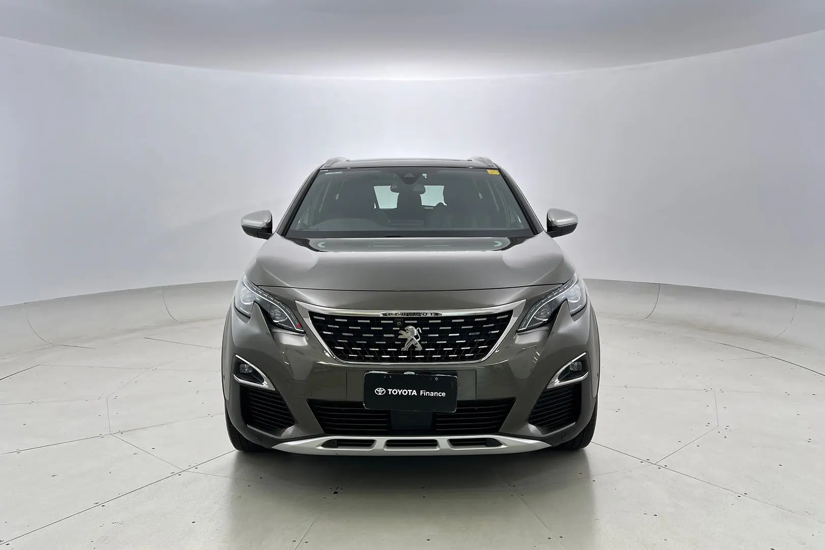 2019 Peugeot 5008 Gallery Image 9