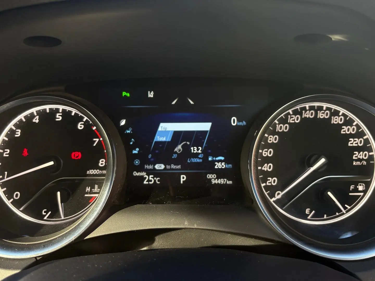 2019 Toyota Camry Gallery Image 17