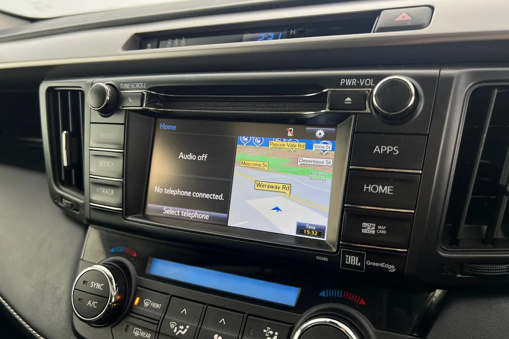 2018 Toyota RAV4 Gallery Image 15