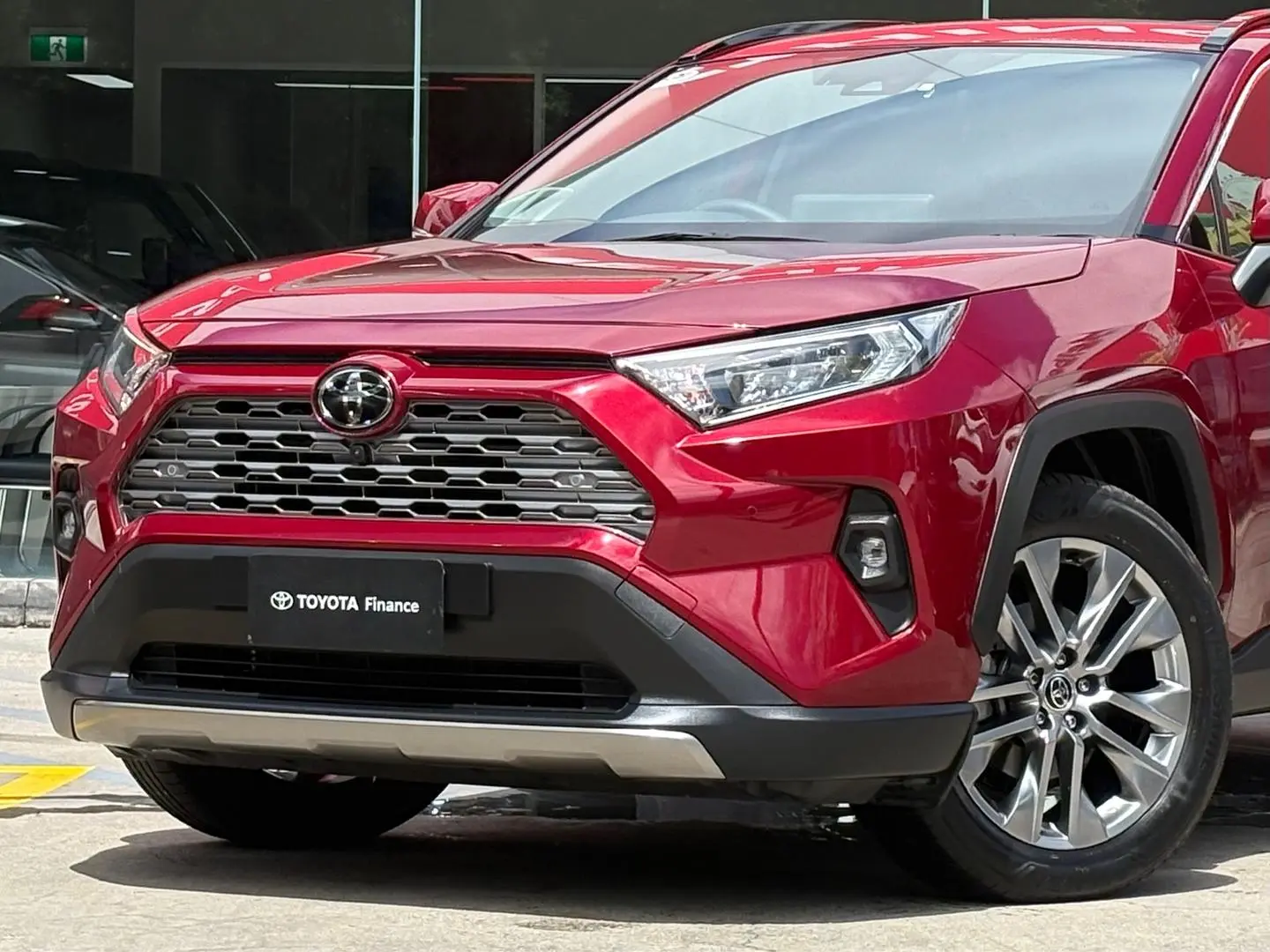 2024 Toyota RAV4 Gallery Image 7