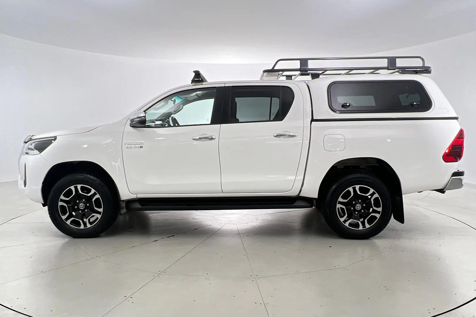 2022 Toyota Hilux Gallery Image 7