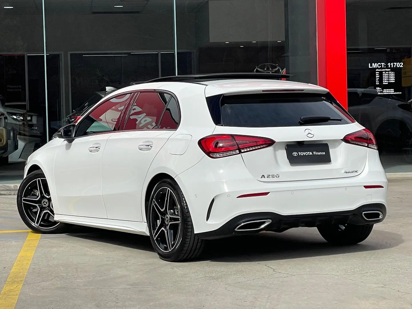 2022 Mercedes-Benz A-Class Gallery Image 10