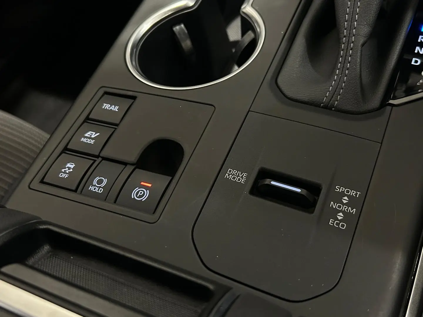 2023 Toyota Kluger Gallery Image 18
