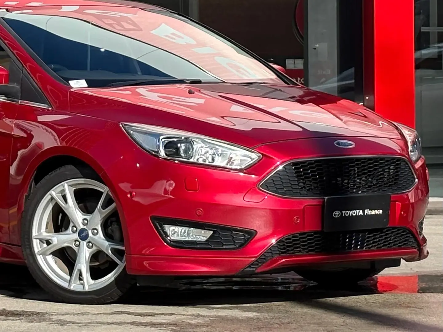2017 Ford Focus Gallery Image 4