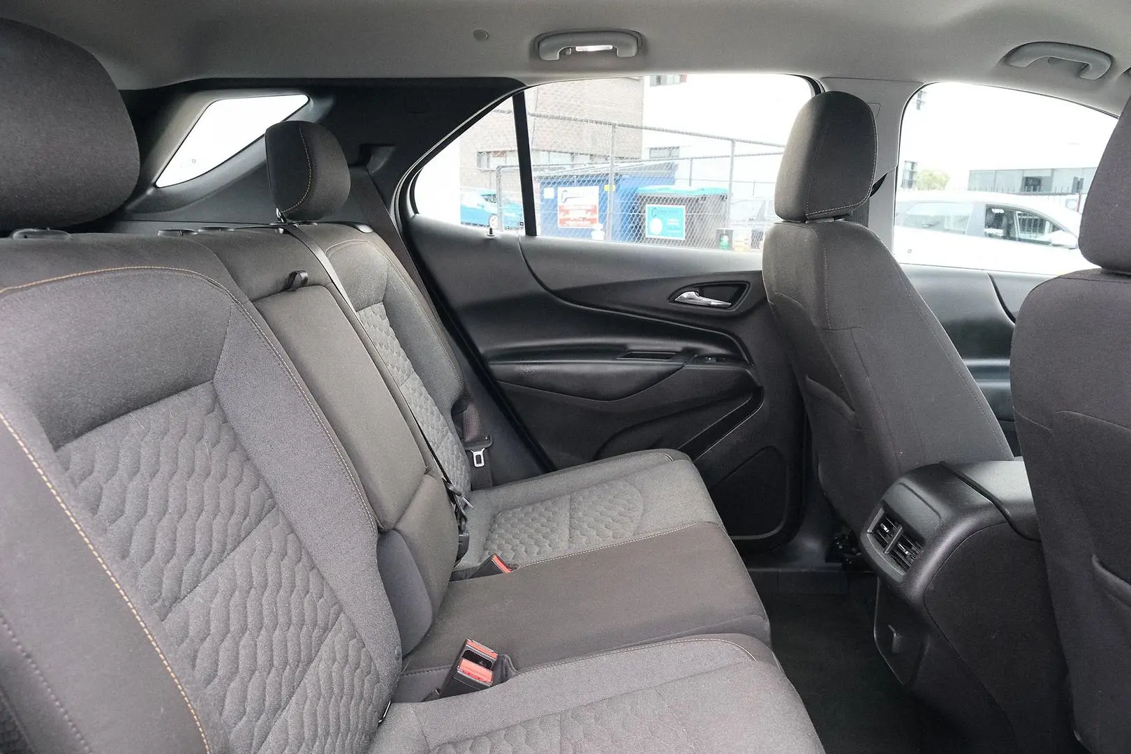 2017 Holden Equinox Gallery Image 11