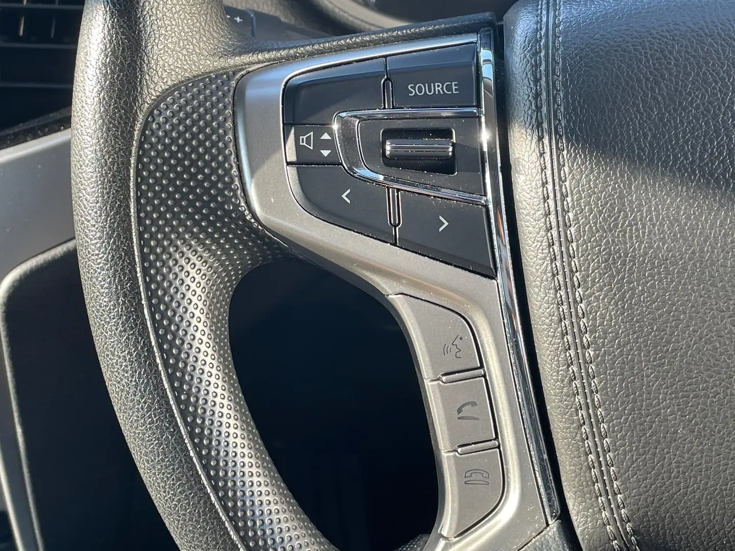 2022 Mitsubishi Triton Gallery Image 22