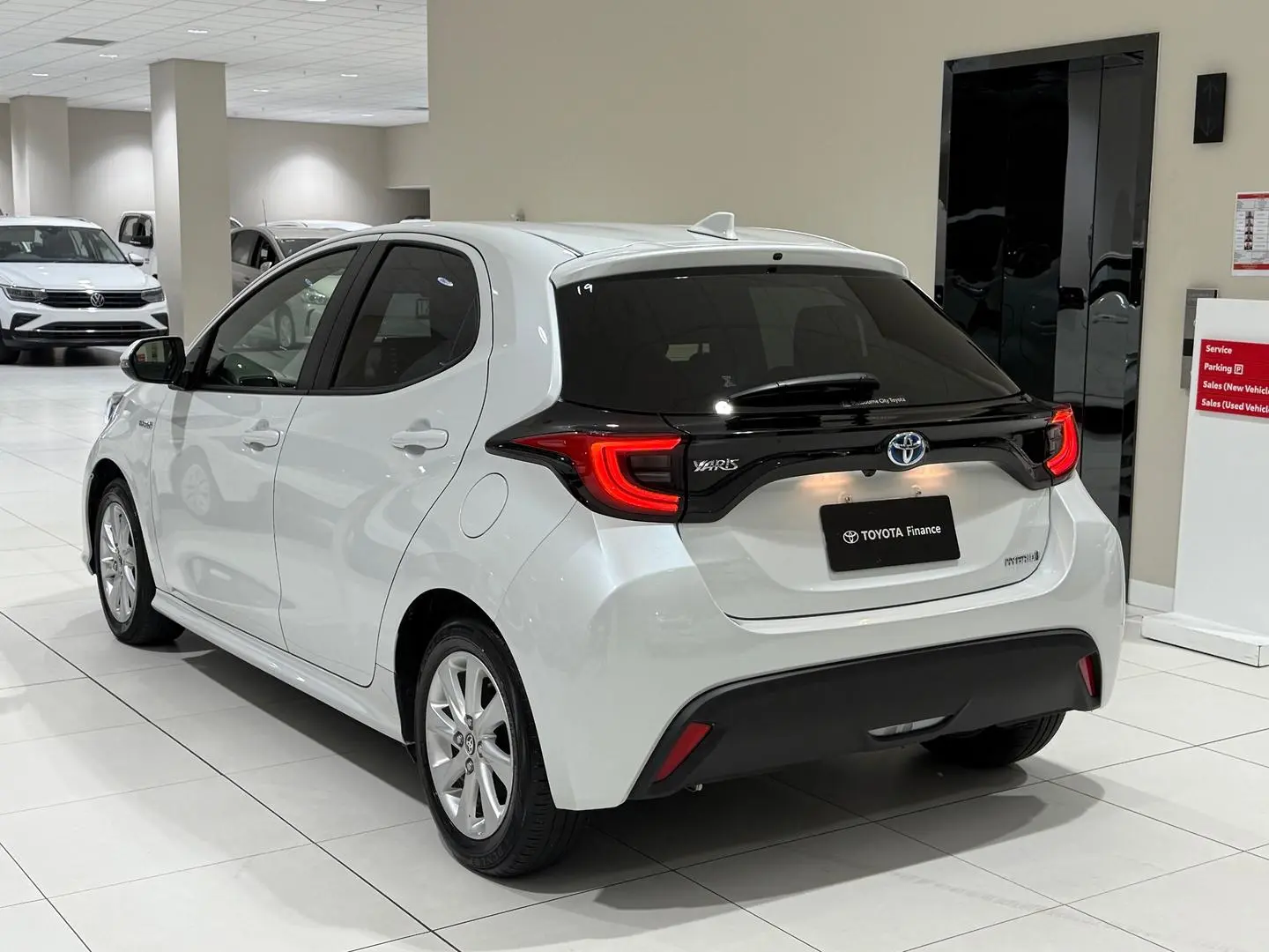 2023 Toyota Yaris Gallery Image 7