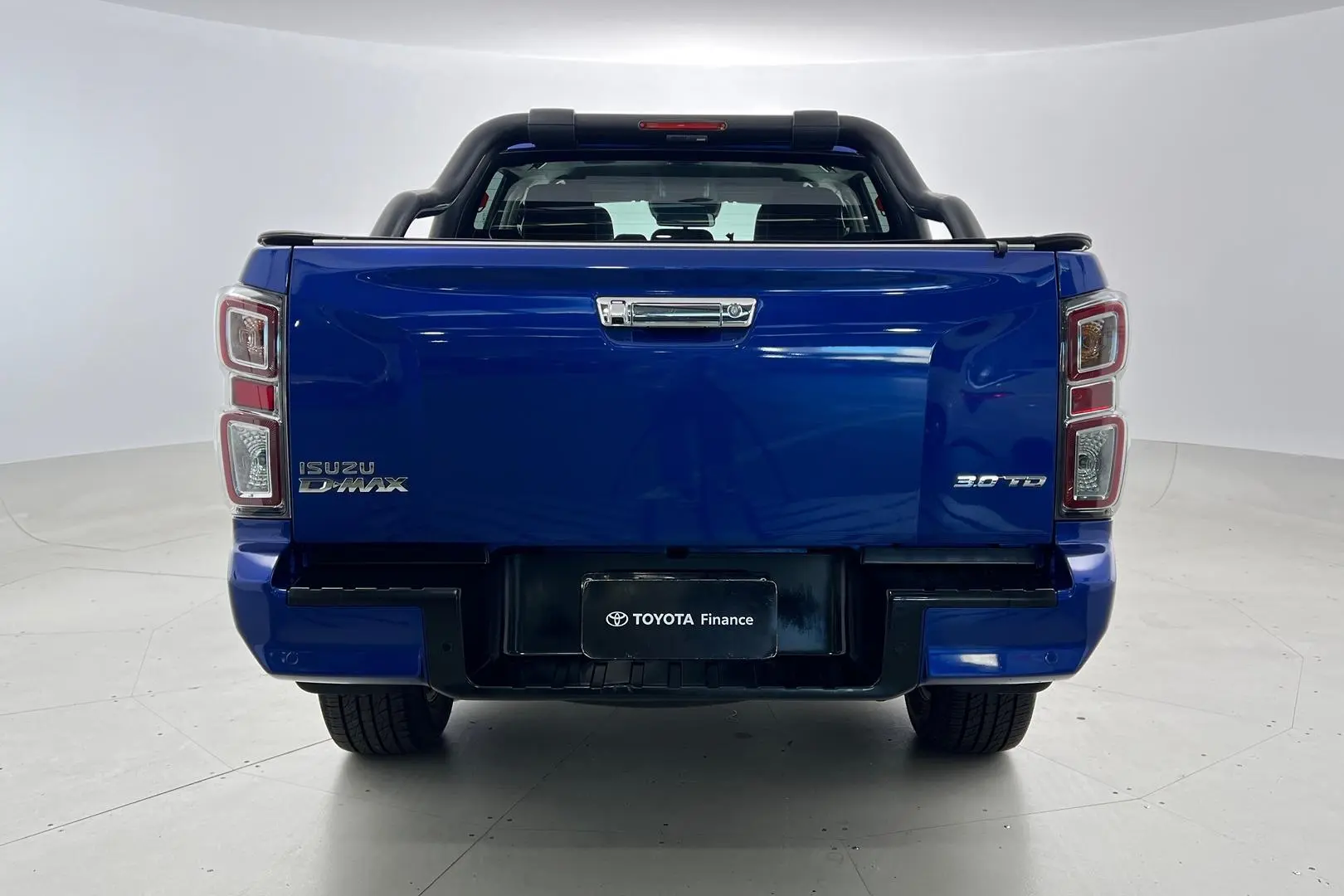 2021 Isuzu D-MAX Gallery Image 6