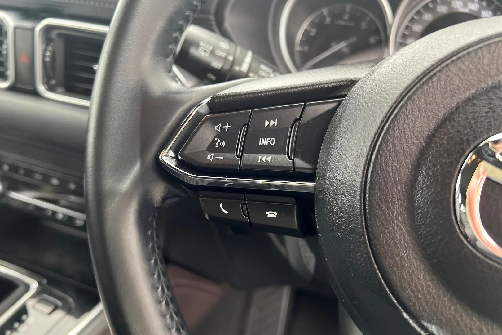 2022 Mazda CX-8 Gallery Image 15