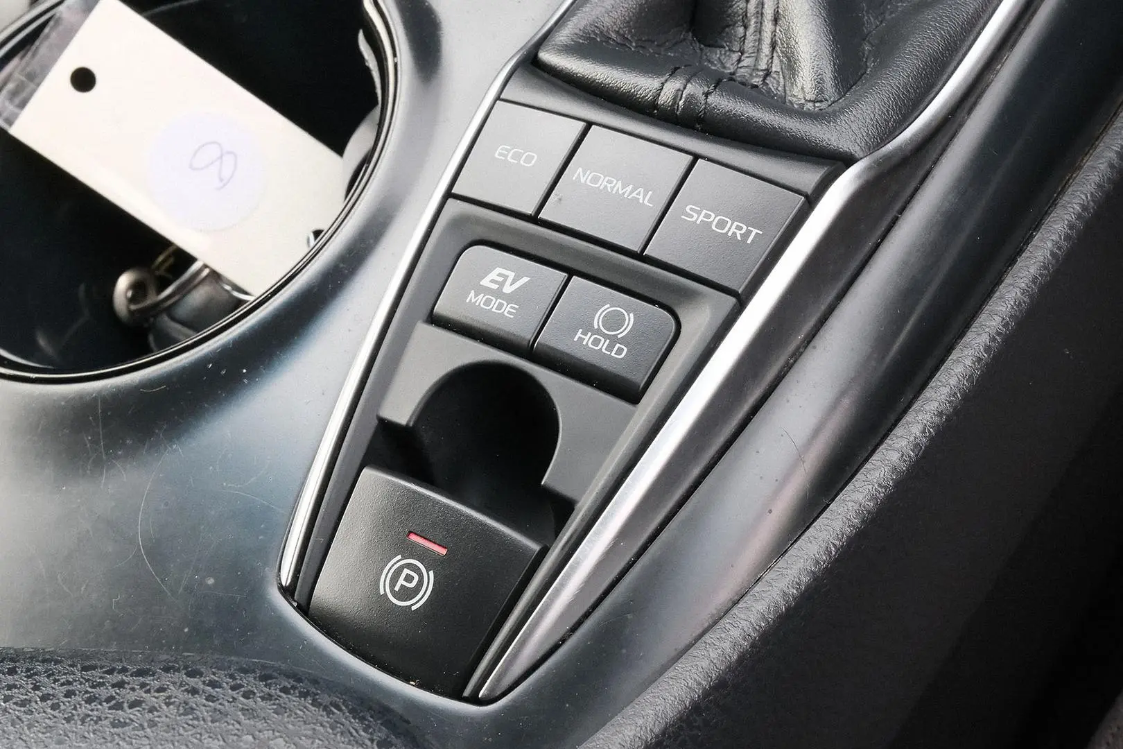 2019 Toyota Camry Gallery Image 18
