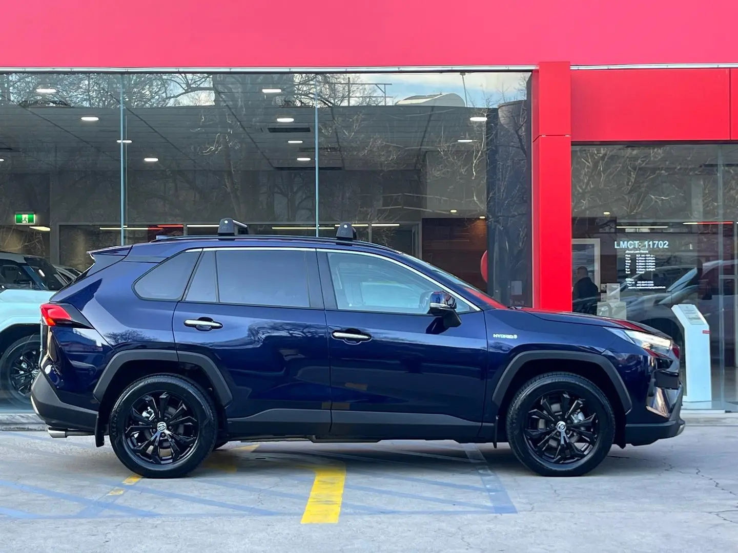 2024 Toyota RAV4 Gallery Image 10
