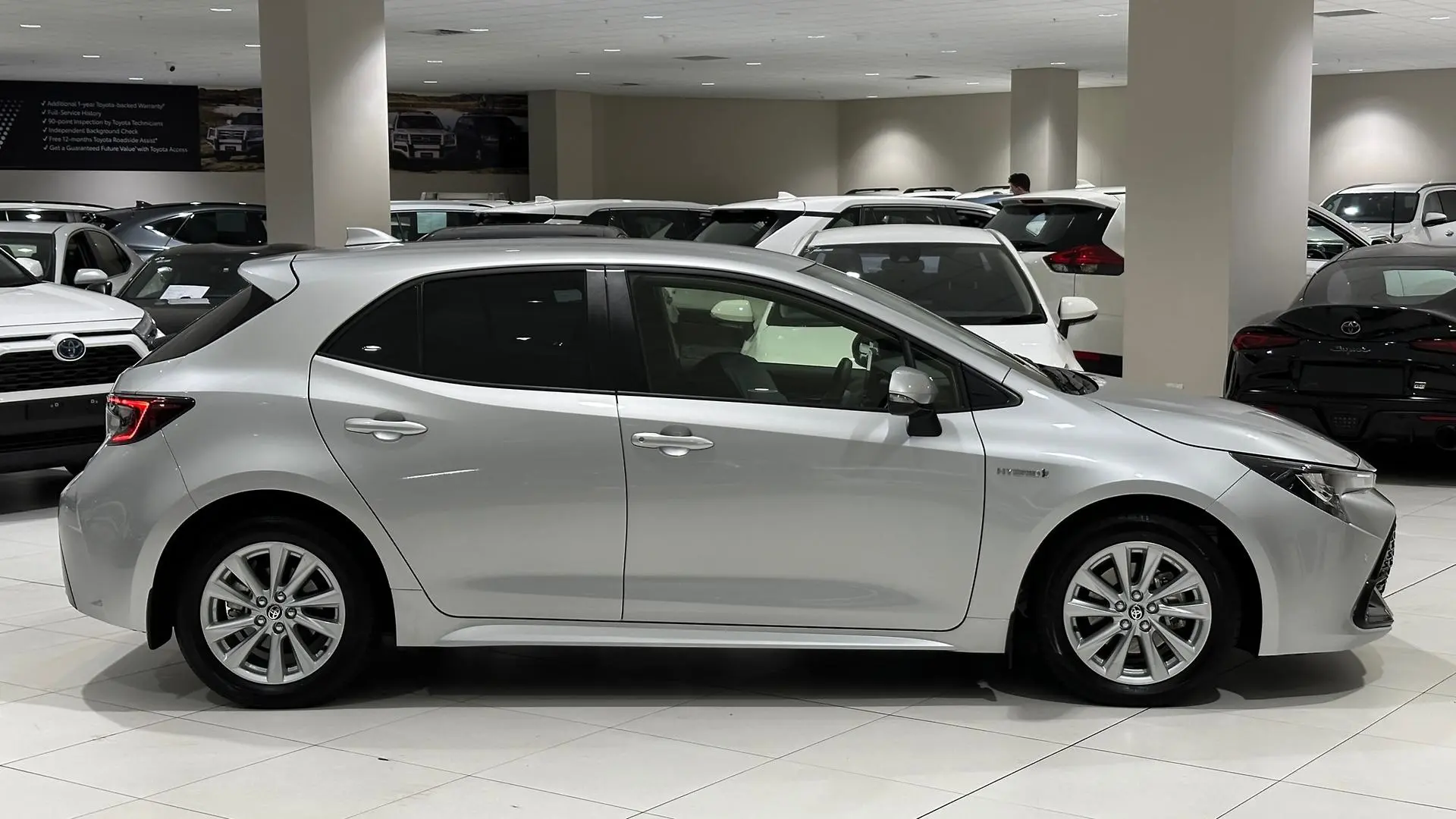 2024 Toyota Corolla Gallery Image 2