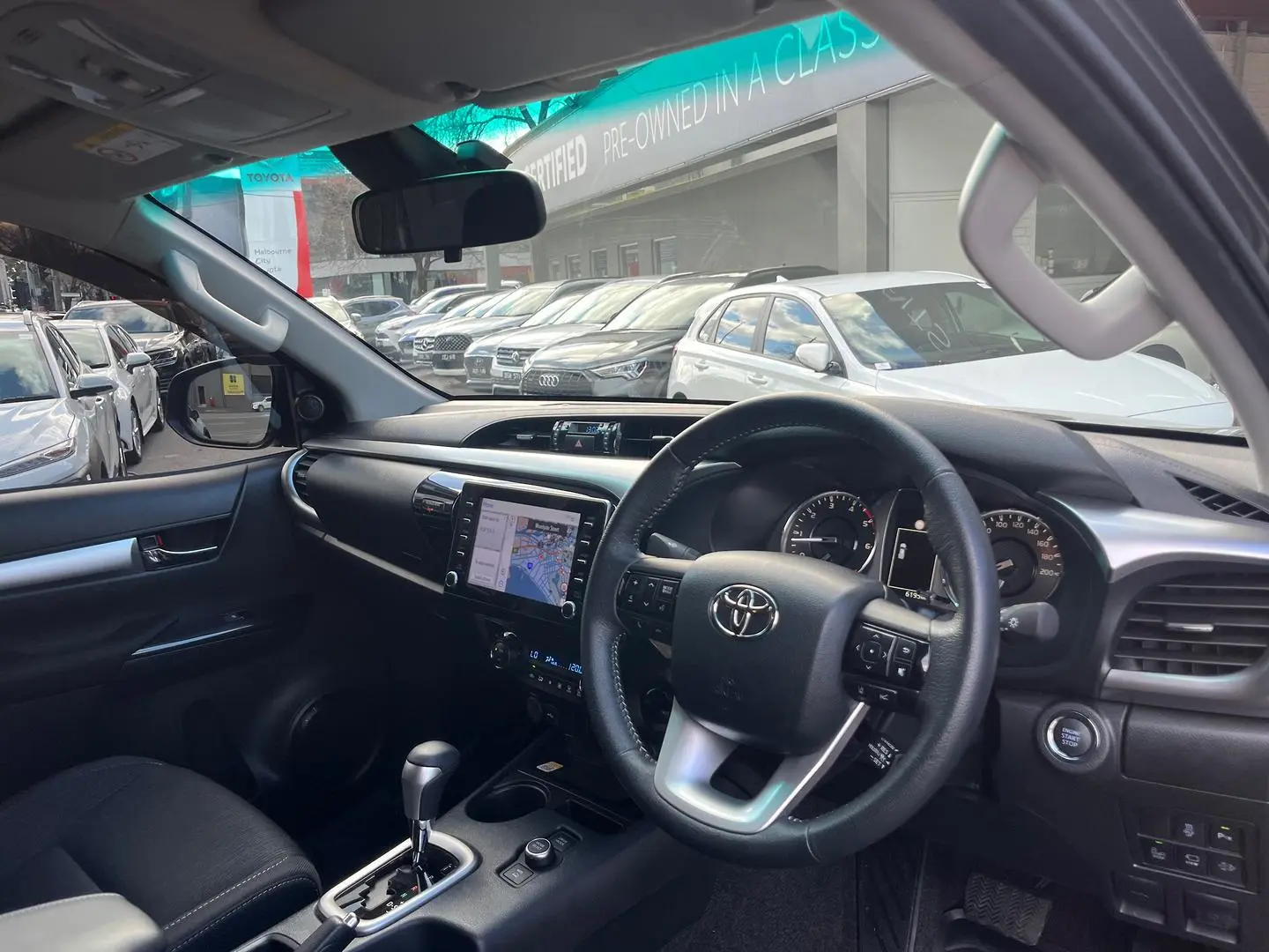 2024 Toyota Hilux Gallery Image 12