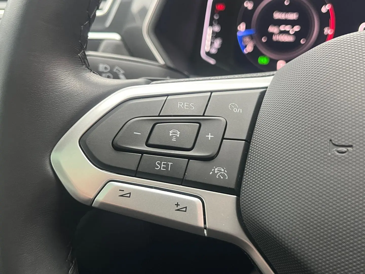 2023 Volkswagen Tiguan Gallery Image 21