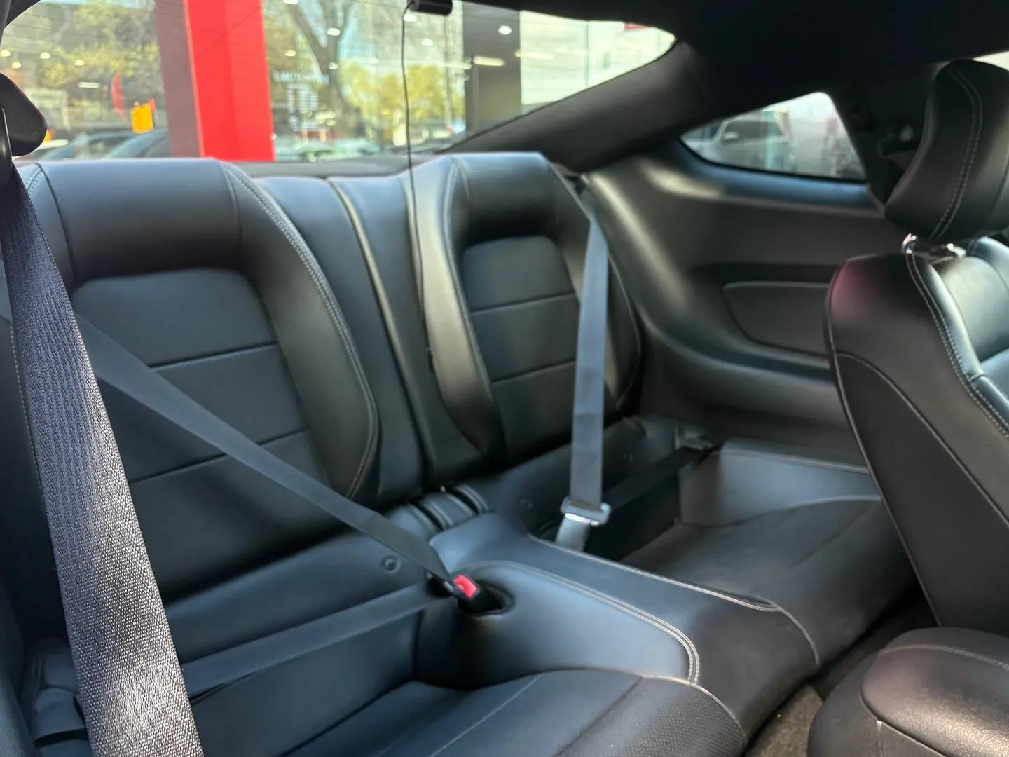 2017 Ford Mustang Gallery Image 13