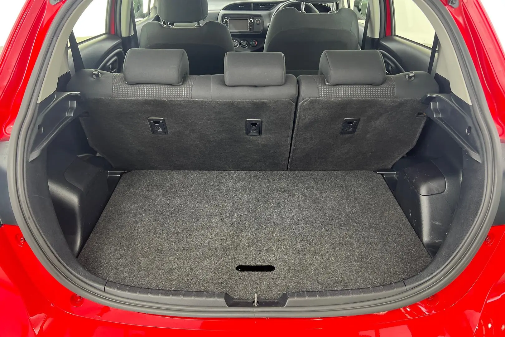 2019 Toyota Yaris Gallery Image 20