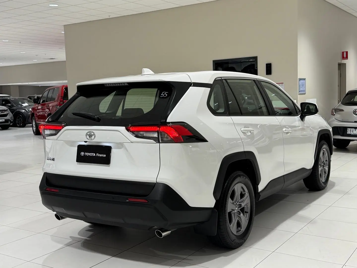 2022 Toyota RAV4 Gallery Image 9