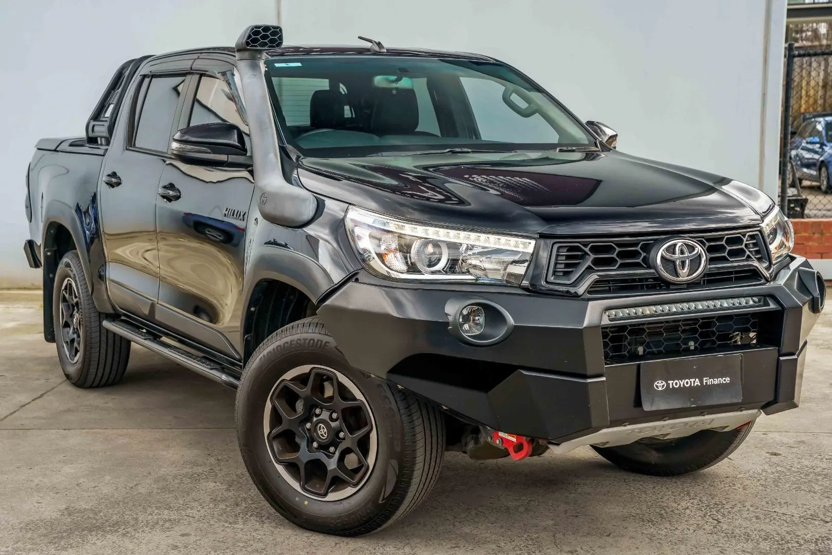 2018 Toyota Hilux Gallery Image 1
