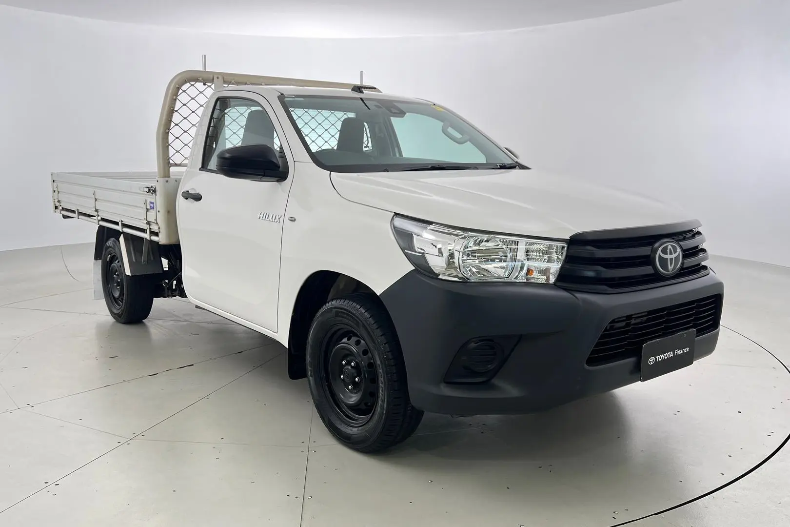 2021 Toyota Hilux Gallery Image 1
