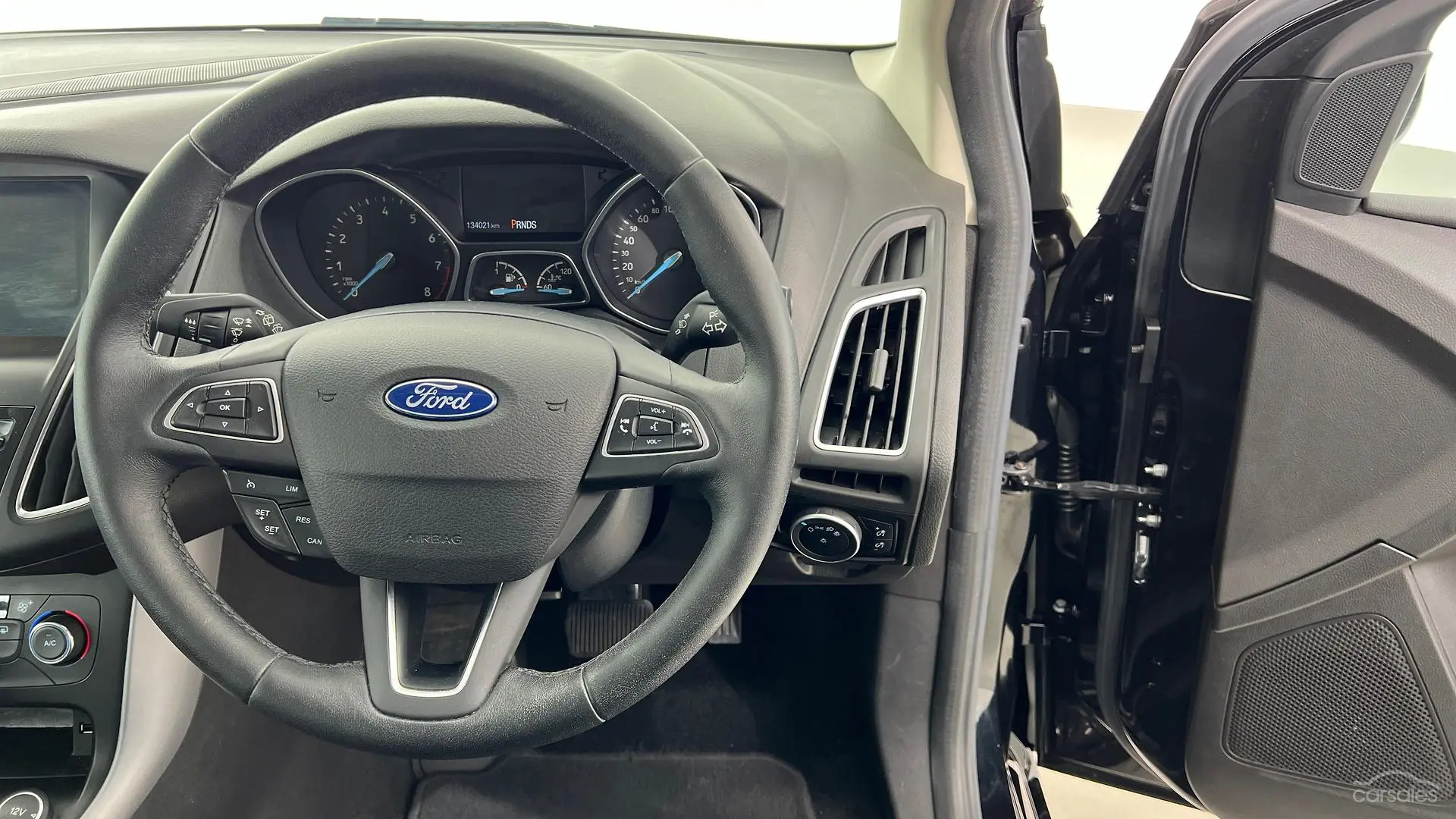 2015 Ford Focus Image 17