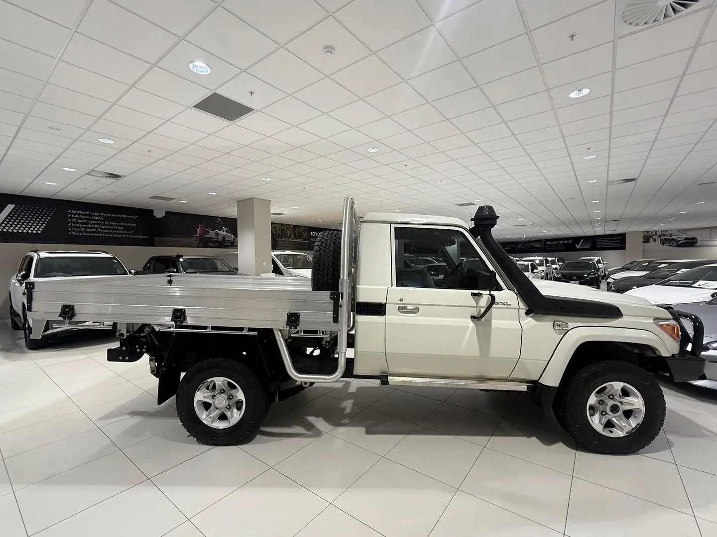 2021 Toyota Landcruiser Gallery Image 2