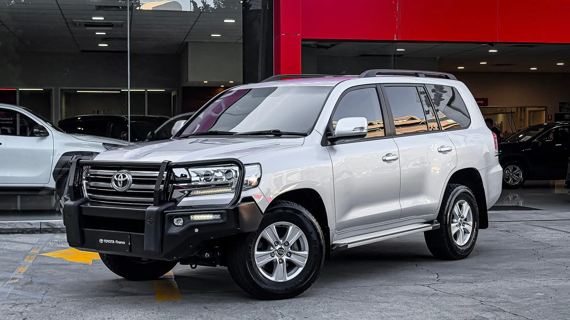 2019 Toyota Landcruiser Gallery Image 9