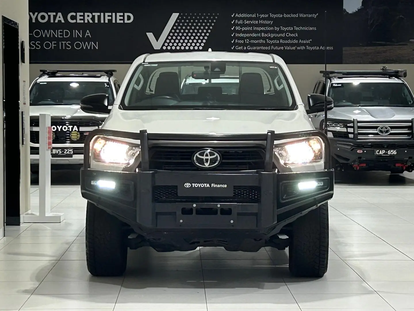 2022 Toyota Hilux Gallery Image 4