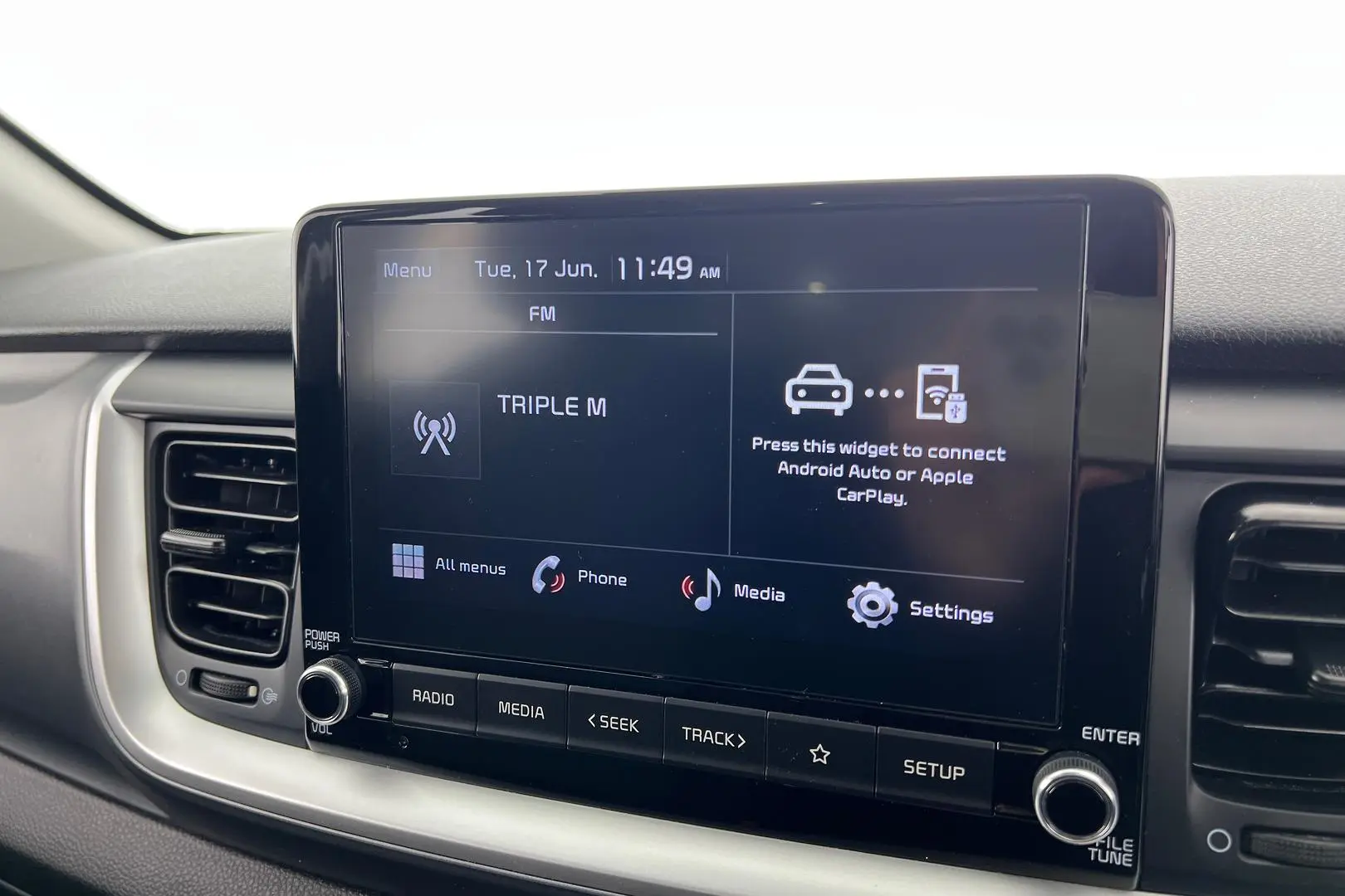 2022 Kia Stonic Gallery Image 14