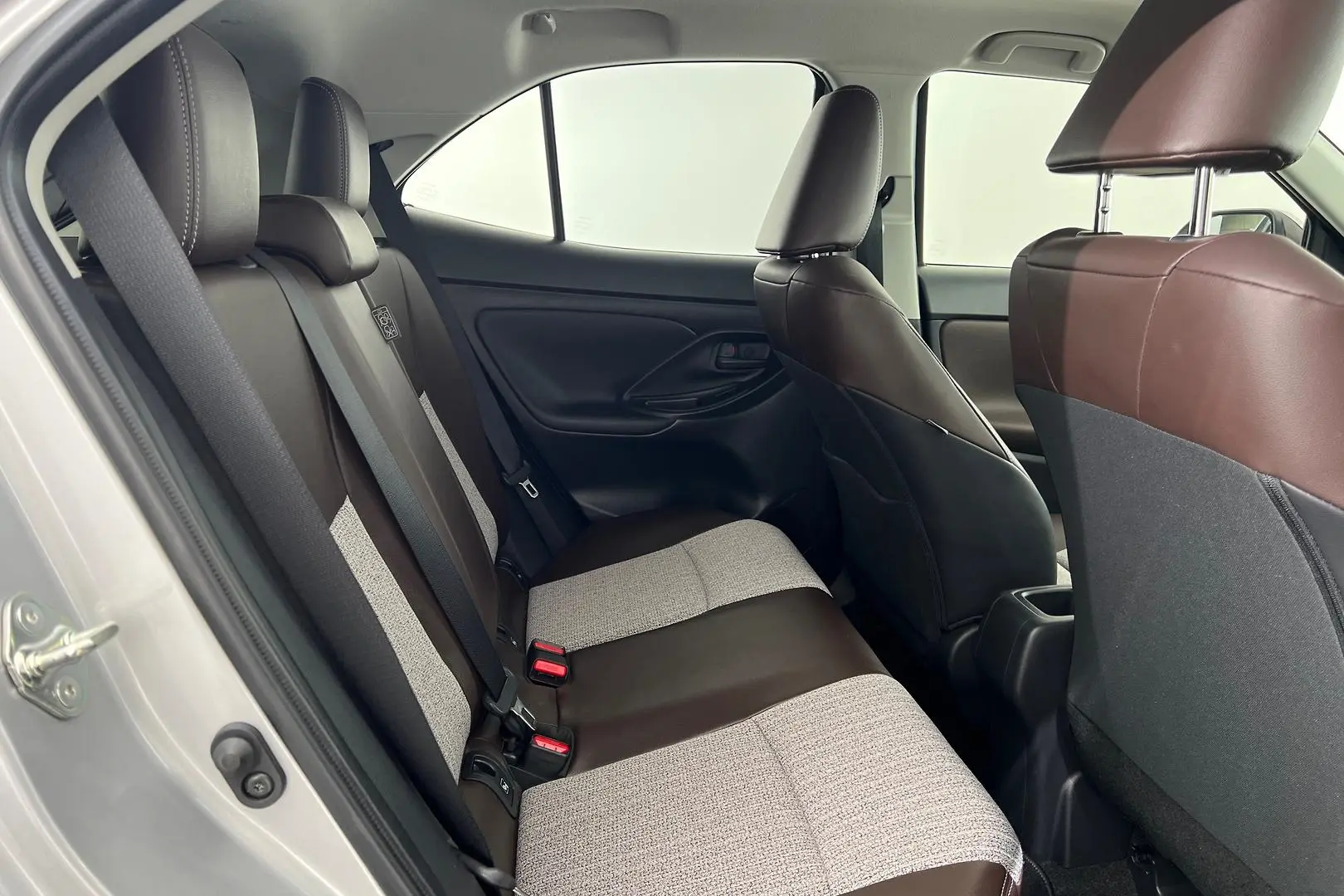 2022 Toyota Yaris Cross Gallery Image 11