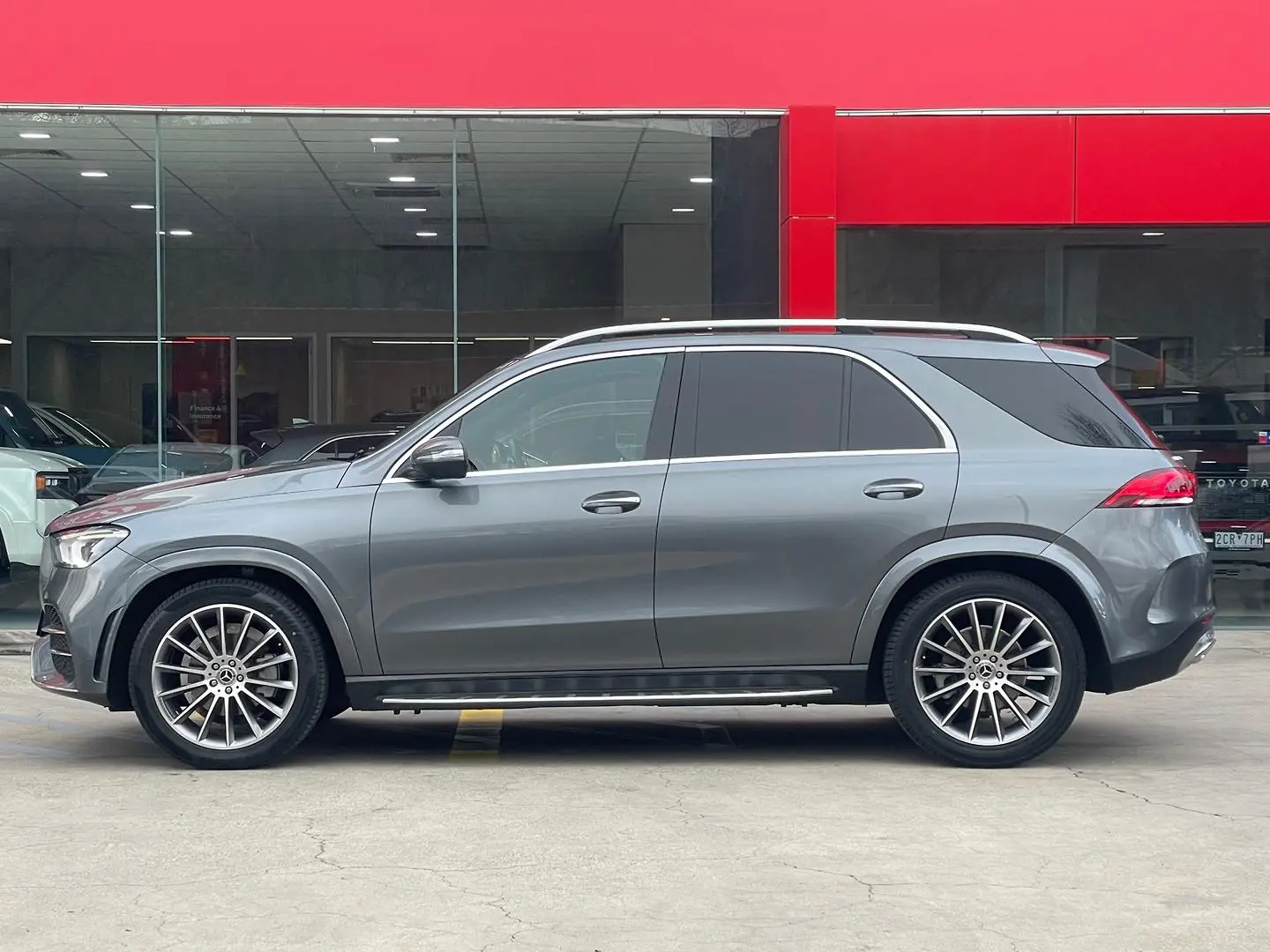 2022 Mercedes-Benz GLE-Class Gallery Image 5