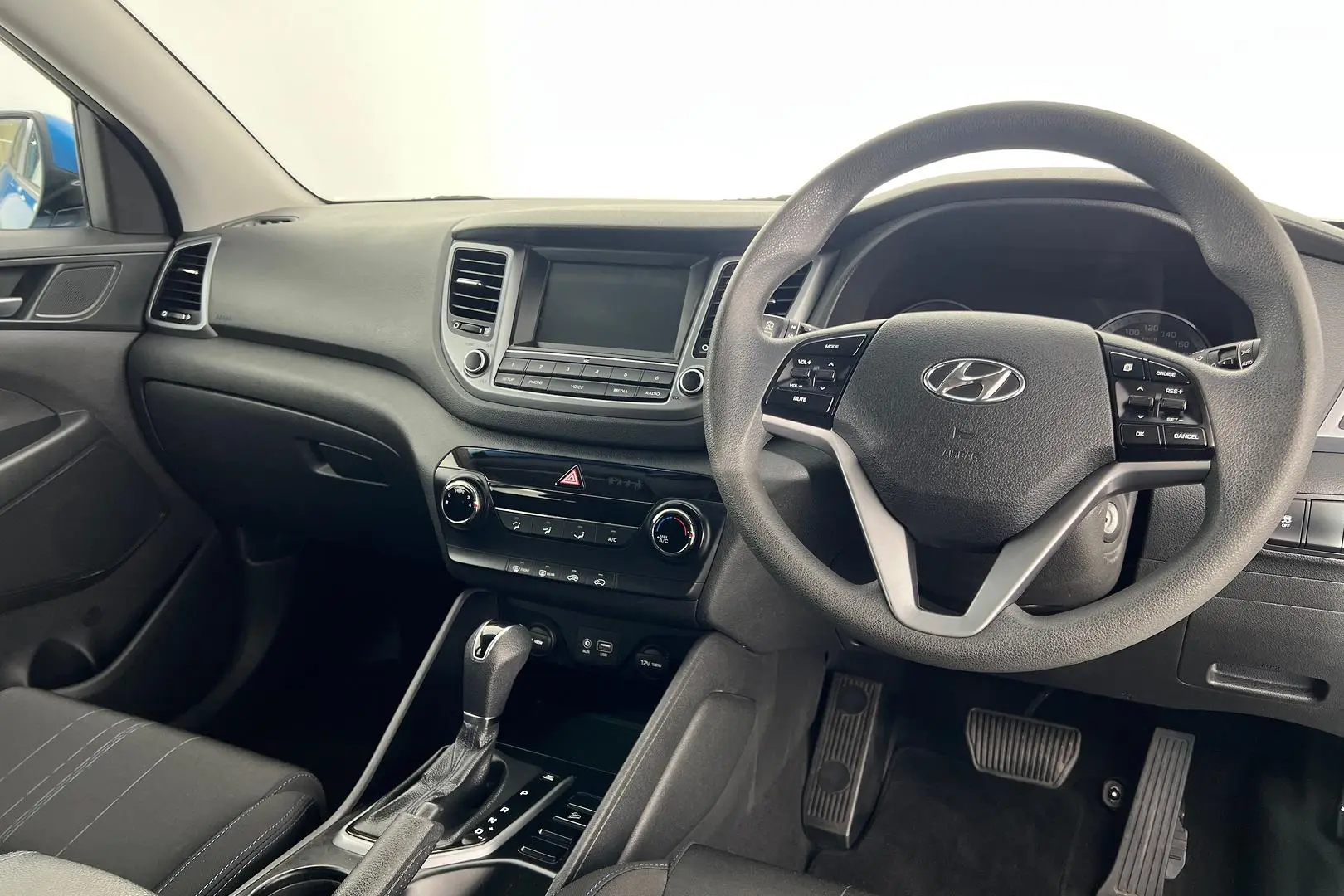 2015 Hyundai Tucson Gallery Image 12