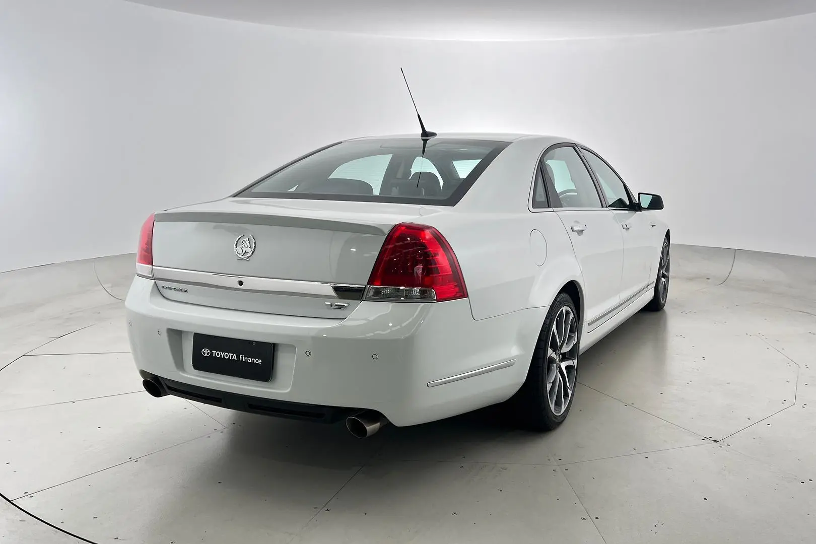 2016 Holden Caprice Gallery Image 4