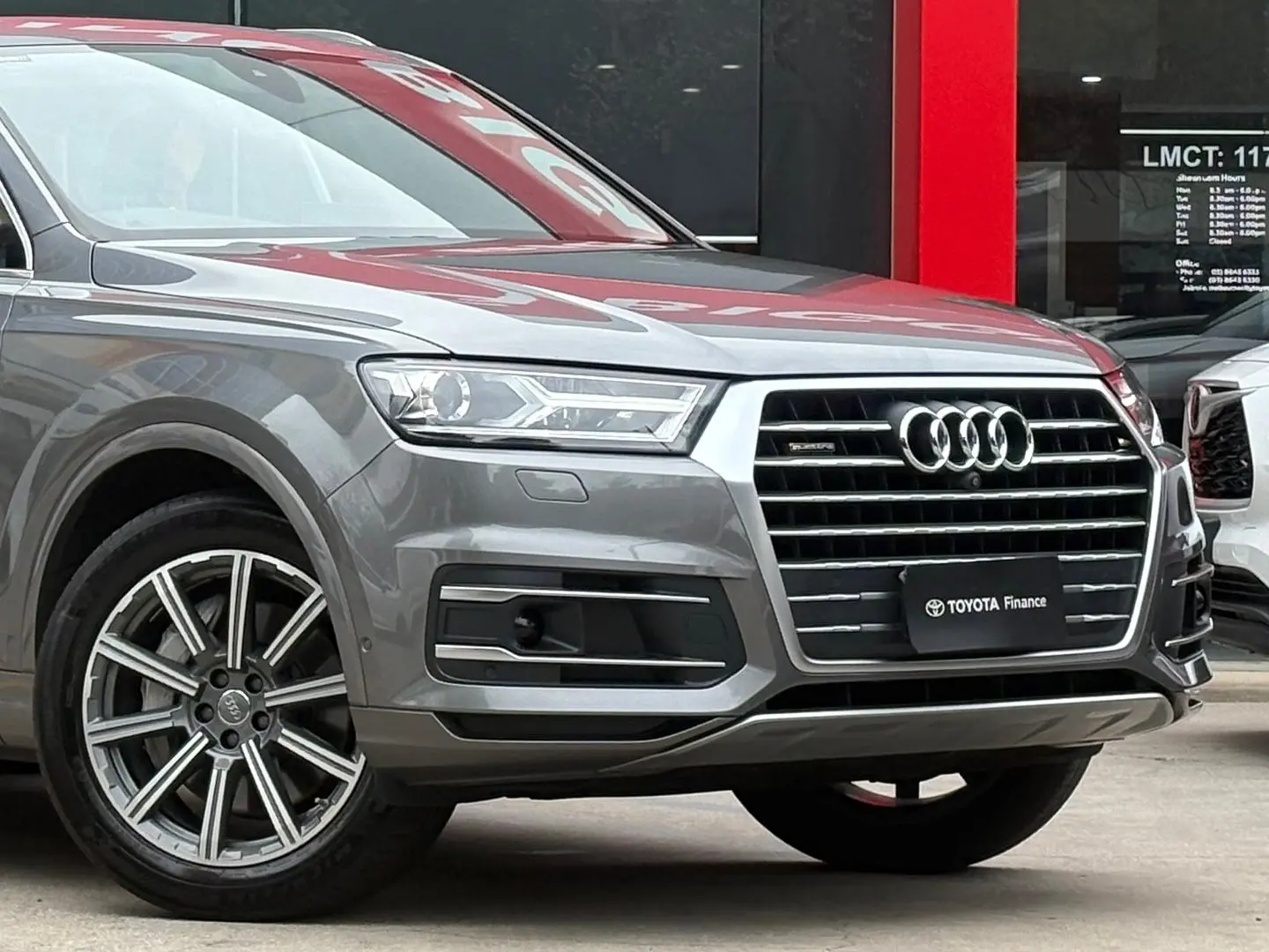 2017 Audi Q7 Gallery Image 4