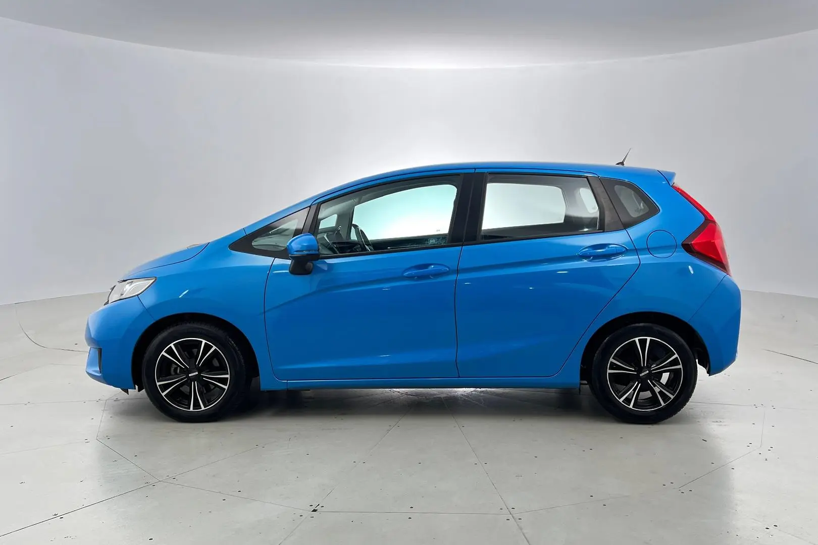 2015 Honda Jazz Gallery Image 8